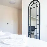 מלון Johouse Johouse 16
